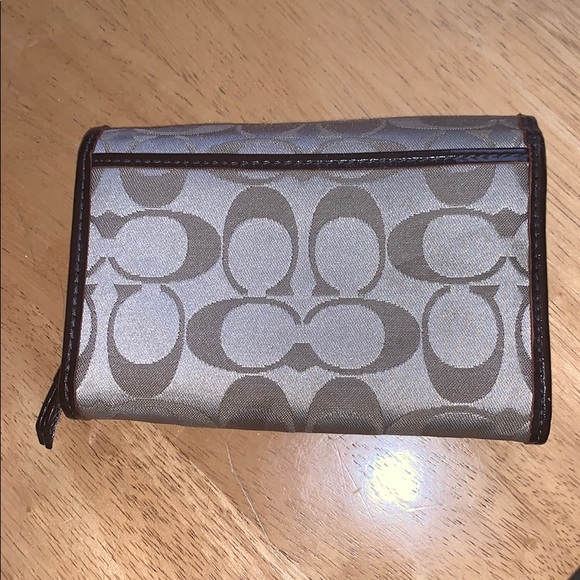 Coach Wallet - Picture 7 of 10